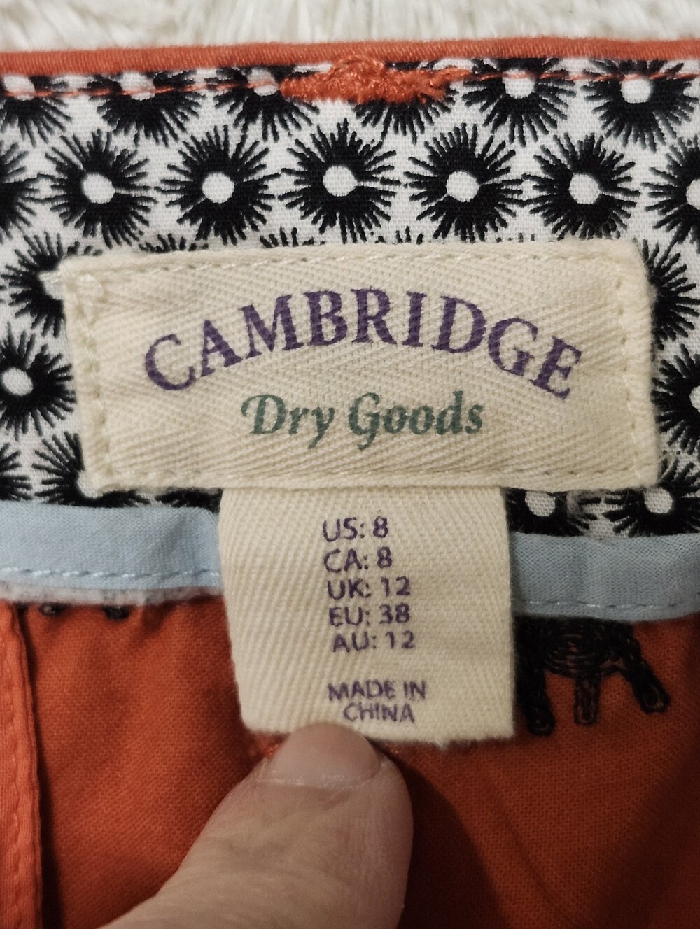 • Cambrige Women's Size 8 Orange Embroidered Elephants Flat Front Chino Shorts - Picture 4 of 9